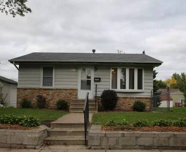 Main picture of 1871 Nebraska Ave E