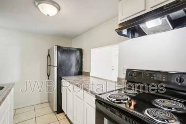 Main picture of 7201 Arlington Expy
