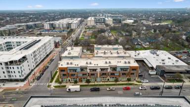 Main picture of 2827 Manor Rd