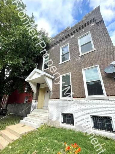 Main picture of 527 Eiler St