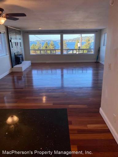 Main picture of 10123 Cornell Ave S