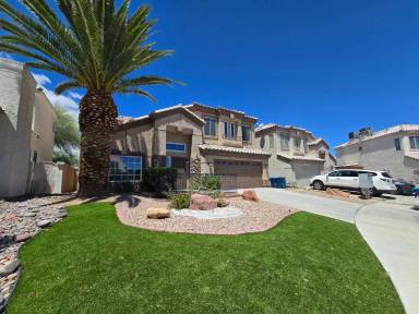 Main picture of 3759 Funston Way