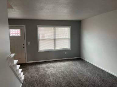Main picture of 59 65 Main St