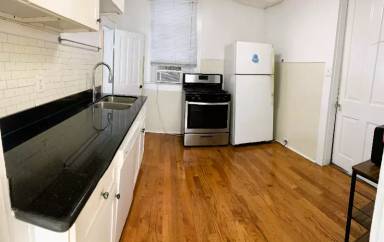 Main picture of 7114 Freret St