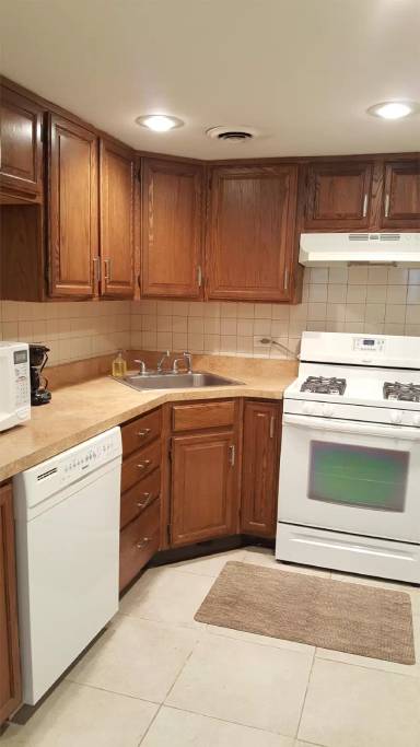 Main picture of 2333 W Haddon Ave