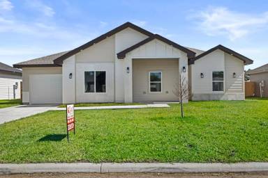 Main picture of 310 S Drift St