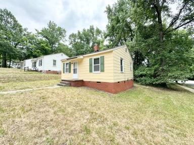 Main picture of 300 Lucerne St