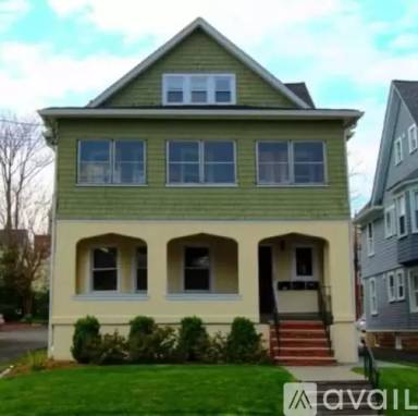 Main picture of 89 Forest St