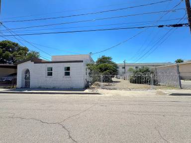 Main picture of 231 Francis St