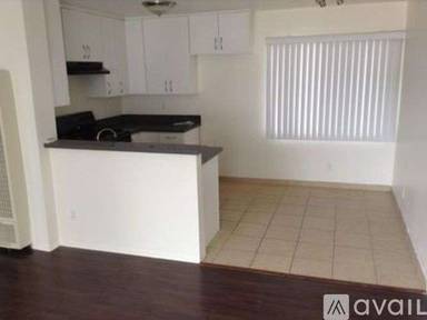 Main picture of 11659 Chandler Blvd