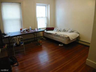 Main picture of 9 Fulkerson St