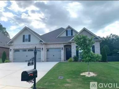 Main picture of 108 Pine Manor Dr