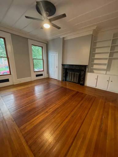 Main picture of 151 Grand St
