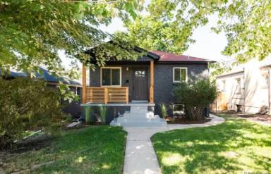 Main picture of 2665 Yates St