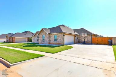 Main picture of 6533 Red Yucca Rd