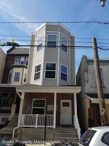 Main picture of 4534 Sansom St