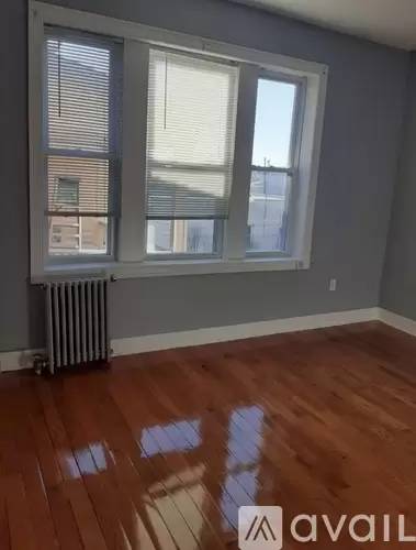 Main picture of 40 W 42nd St