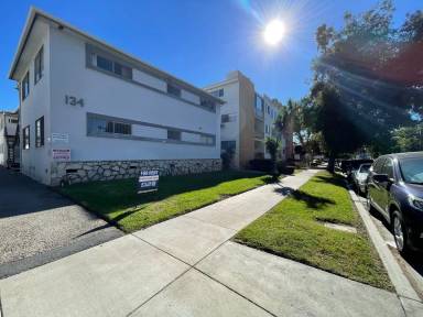 Main picture of 134 N Adams St