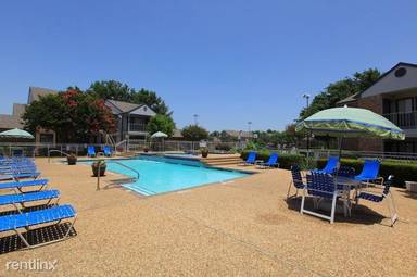 Main picture of 8651 Meadowbrook Blvd