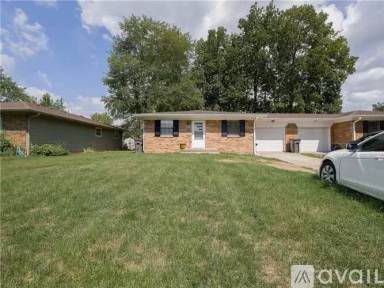 Main picture of 4030 Redfern Dr