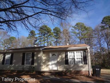Main picture of 403 Stirrup Ct