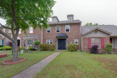 Main picture of 413 Springview St SW