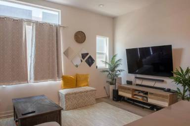 Main picture of 10412 Harlow Cir