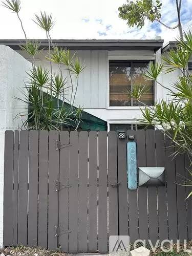 Main picture of 6602 SW 114th Ave