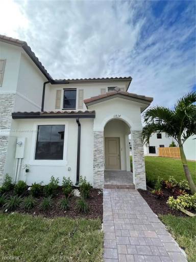 Main picture of 11834 SW 246th Ln