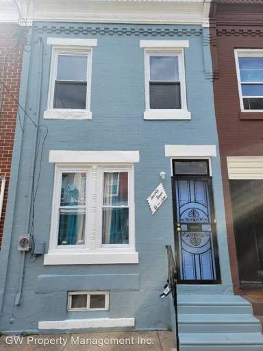 Main picture of 2406 W Oakdale St