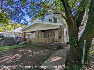 Main picture of 535 N Dearborn St