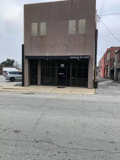 Main picture of 109 W Monroe St