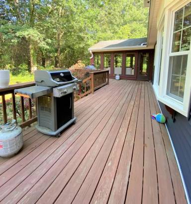 Main picture of 10 Roxanne Rd