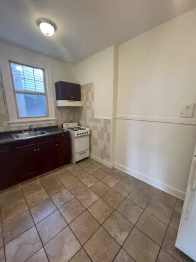 Main picture of 41 Jeanette St
