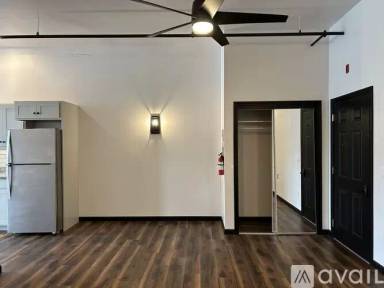 Main picture of 24 Beacon St