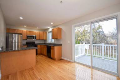 Main picture of Jefferson Court Apartments