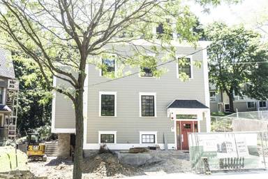 Main picture of 56 Cedar St