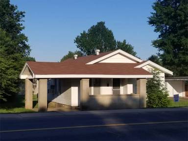 Main picture of 319 S Rogers St