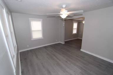 Main picture of 428 Lake Ave