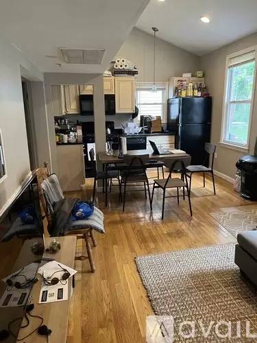 Main picture of 89 Spring St
