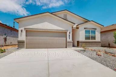 Main picture of 1453 Vista Grande Loop NE
