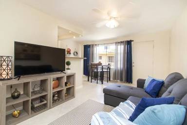 Main picture of 1621 Ala Wai Blvd
