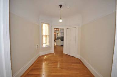 Main picture of 819 14th St