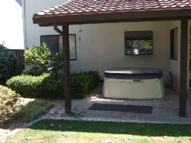 Main picture of 5291 Crestline Way