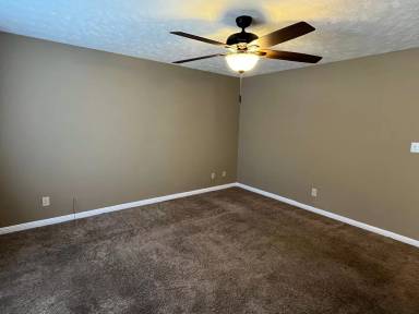 Main picture of 1007 N Main St