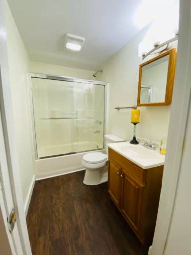 Main picture of 833 C St
