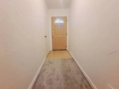 Main picture of 852 Harvard Ln