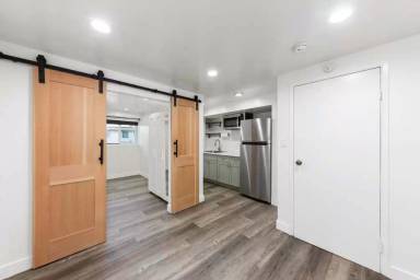 Main picture of 207 Buena Vista Ave