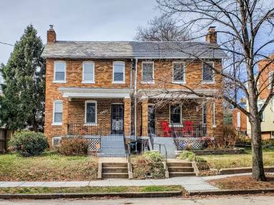 Main picture of 4208 10th St NE