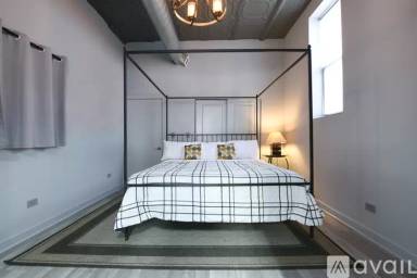 Main picture of 3059 W Irving Park Rd